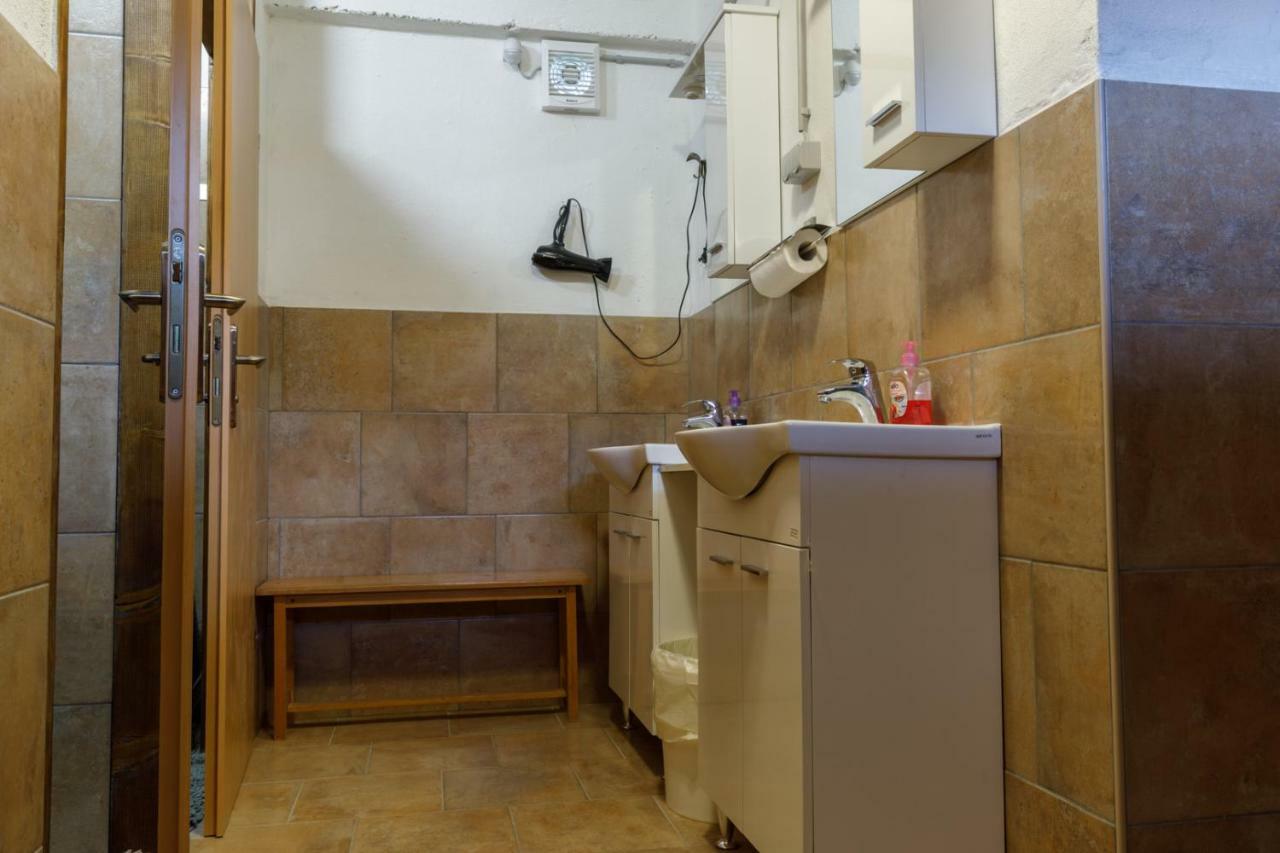Apartments - glamping Encijan Begunje na Gorenjskem Kamer foto